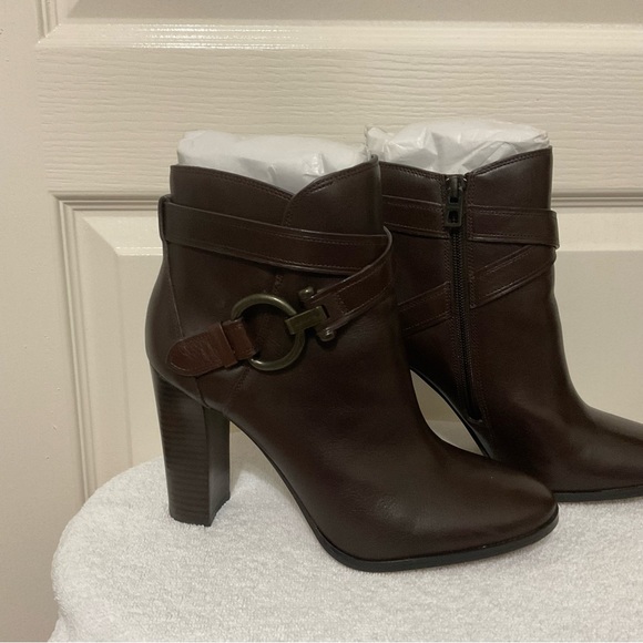 Coach Boots - Picture 1 of 6